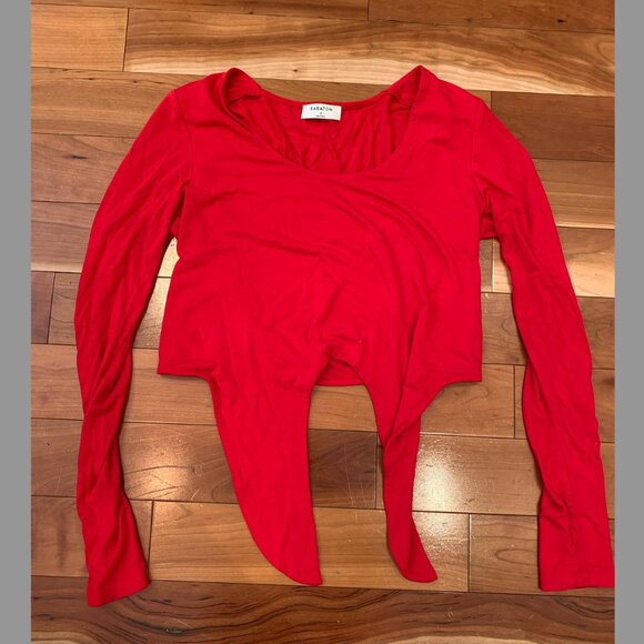 Babaton tie front red shirt - NEW - Picture 1 of 2